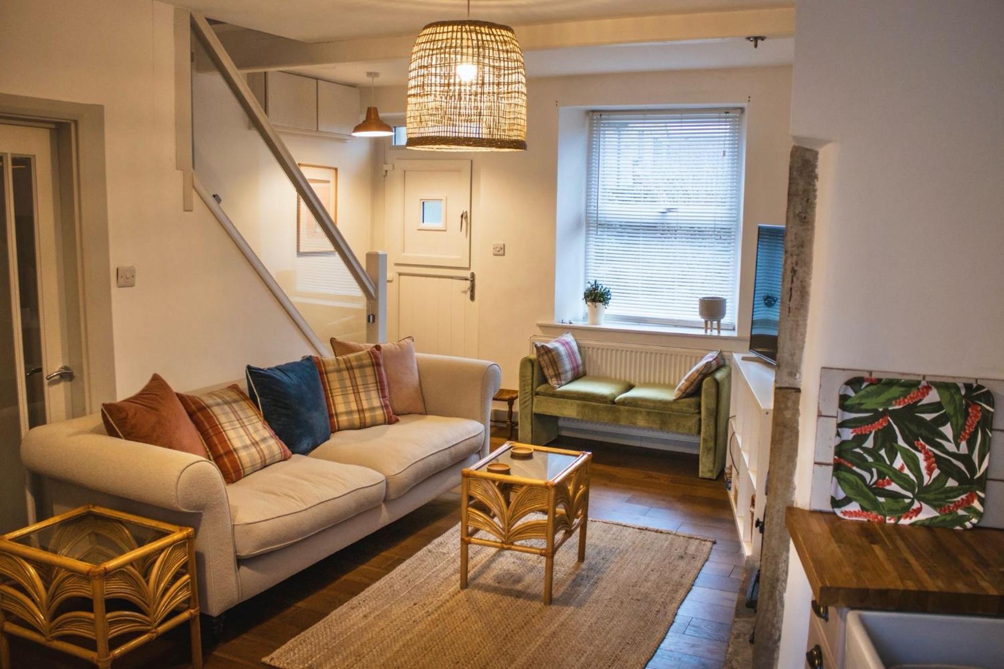 Spa Garden Cottage - Upper Hopton Mirfield ภายนอก รูปภาพ