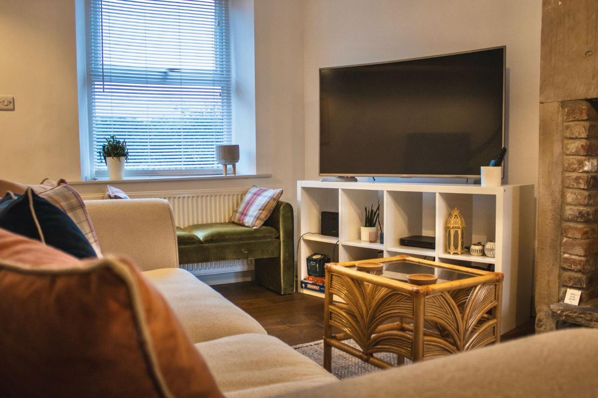 Spa Garden Cottage - Upper Hopton Mirfield ภายนอก รูปภาพ